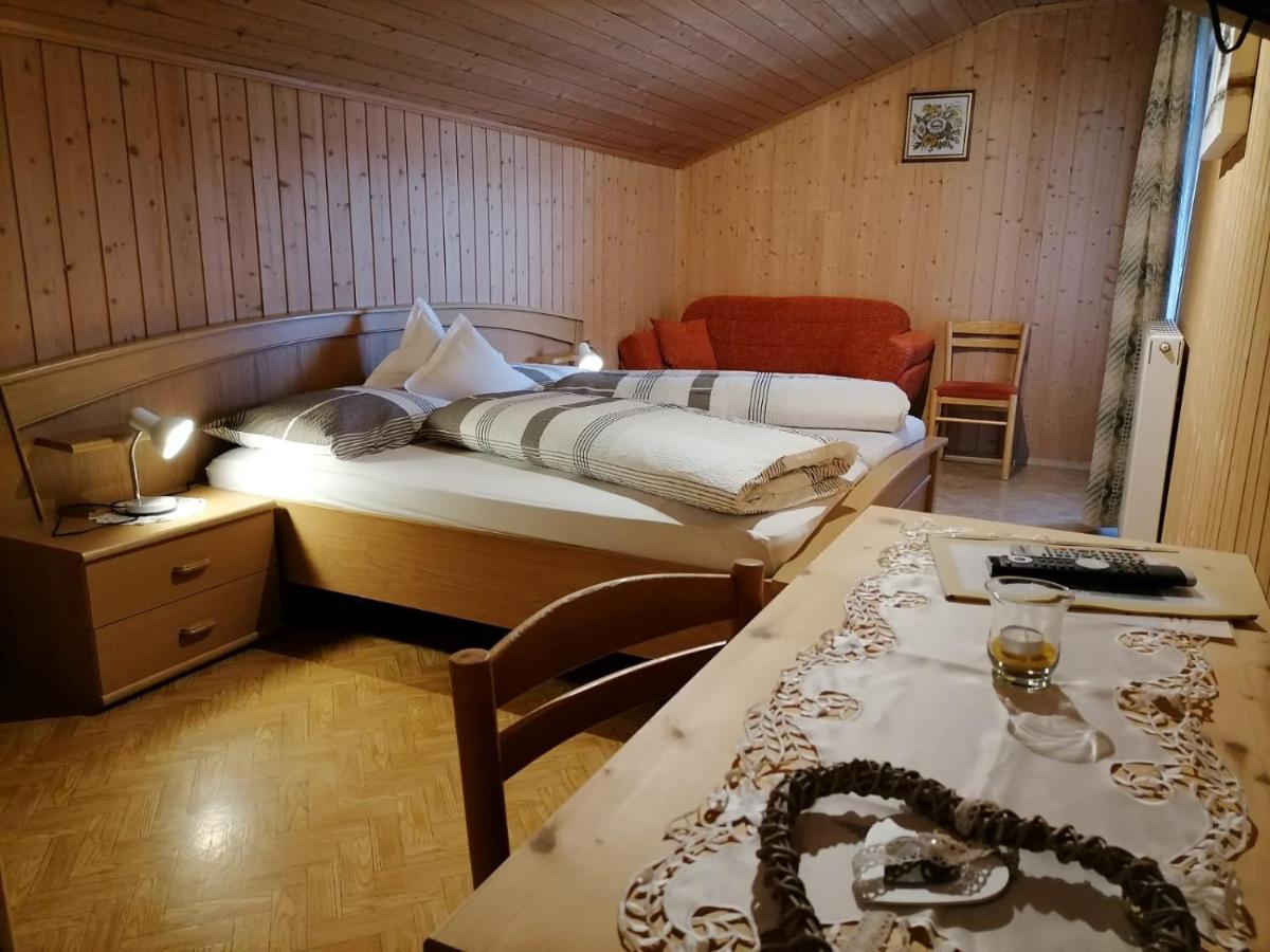 Gasthaus Oberkirn Шена Екстер'єр фото